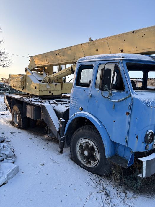 Продам автокран. Установка в гарному стані.