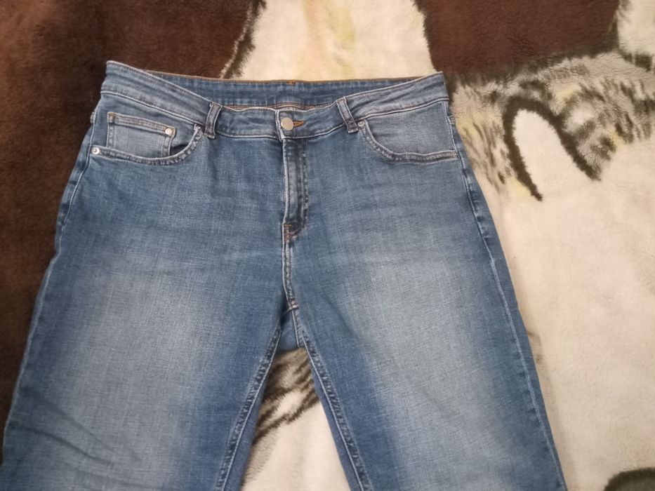 Spodnie Jeansy damskie Girlfriend Fit Denim rozmiar 40 .