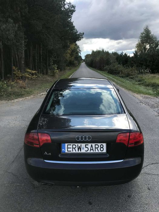 Audi A4 B7  2007 r.  1.9 TDI  300 000 km