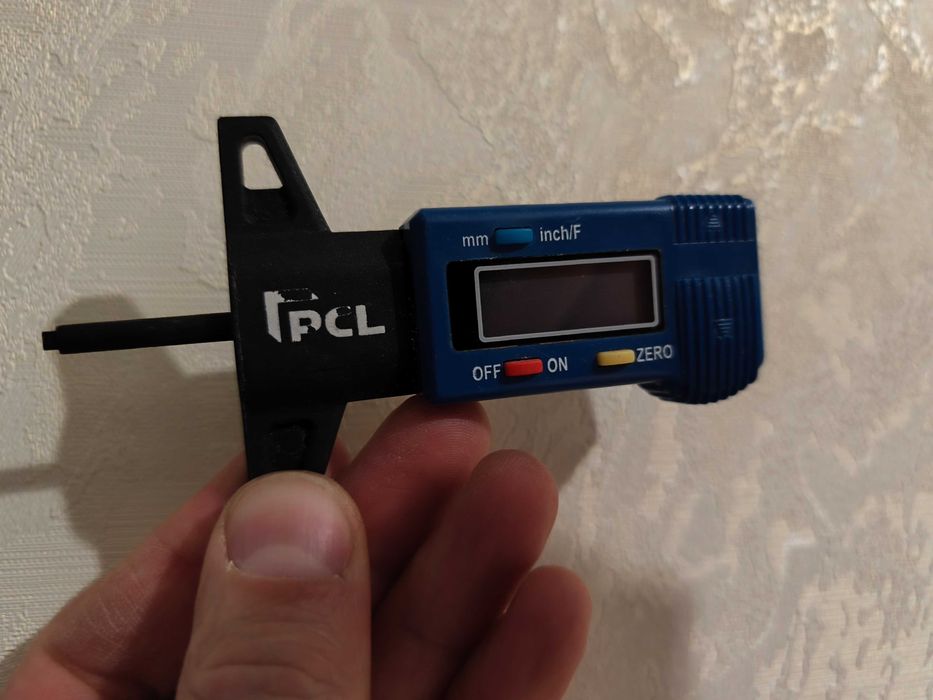 Измеритель глубины протектора DTDG1D04