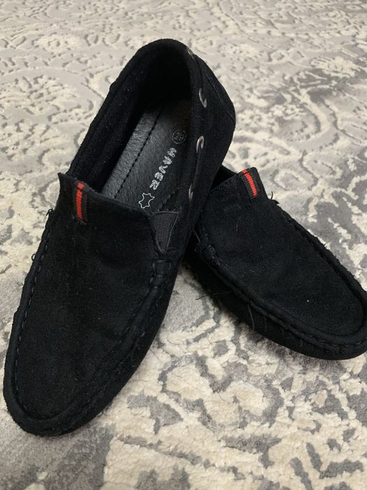 Туфліна хлопчика  замшеві 29 , кросівки  nike oригінали 18,5 стелька