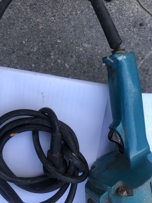 Болгарка   Makita