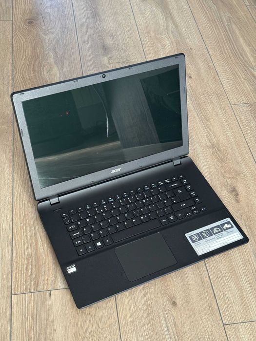 Acer Aspire ES1-522 / Jak NOWY