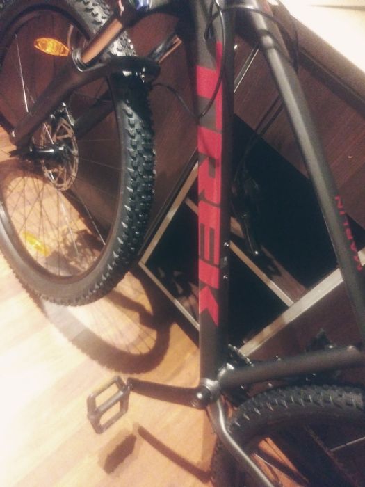 Rower TREK 5ML matte dnister black 29' Gen 3