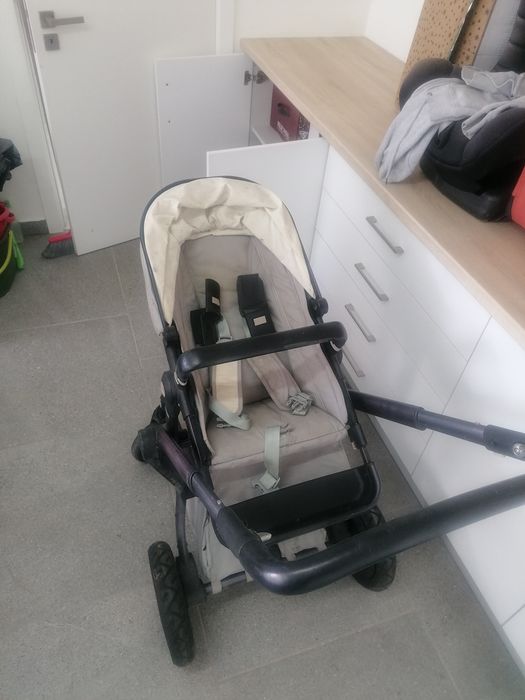 Joolz Stroller + 2 Adapters64751982028929122