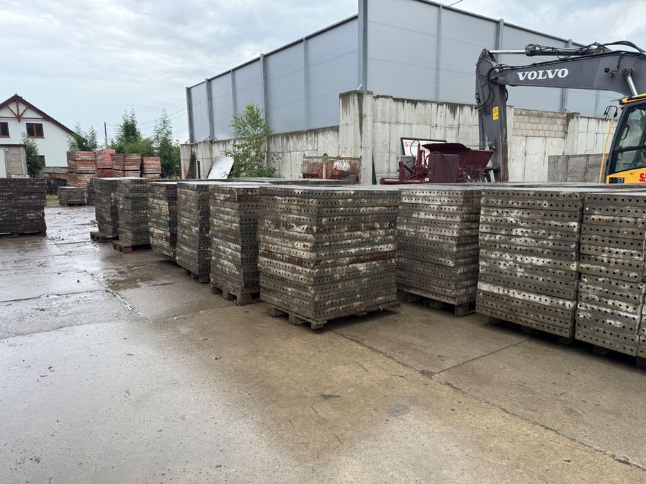 Szalunki ścienne fundamentowe Tekko