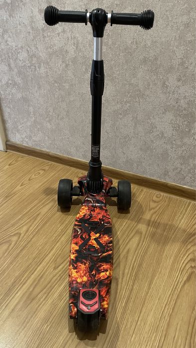 Самокат дитячий