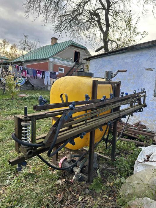 Оприскувач 400 літрів