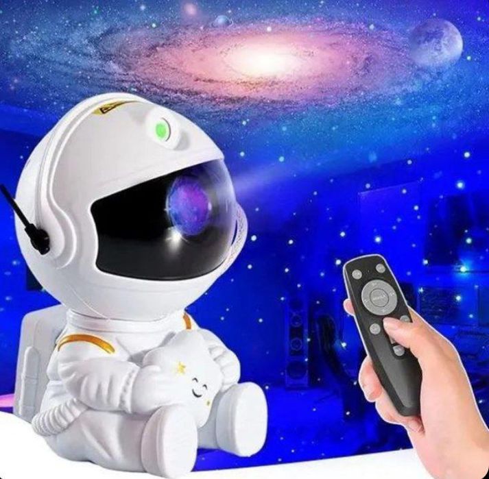 Нічник космонавт