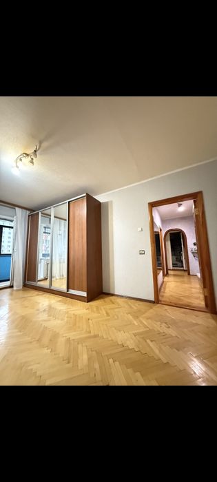 2 кімнатна продаж Буча район 3-ї школи. Квартира з газом