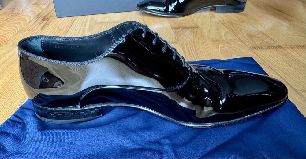 Lakierki Hugo Boss Oxford  r. 43 do ślubu do smokingu