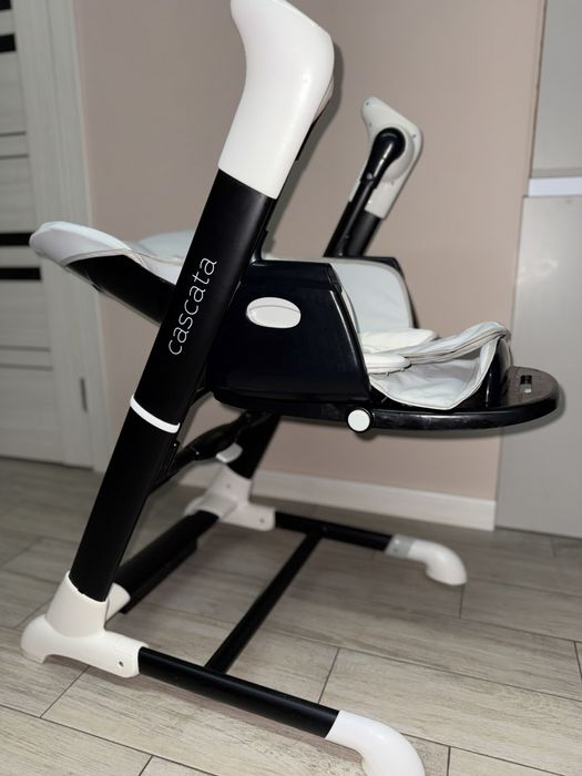 Годувальне крісло гойдалка Carello Cascata