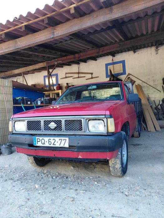 Carrinha Nissan  caixa aberta