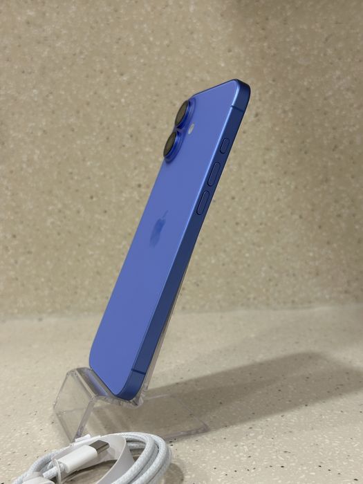 iPhone 16 Plus Azul Marinho – Excelente Estado