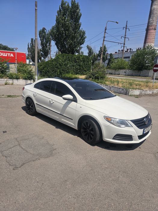 Volkswagen CC 2010г.
