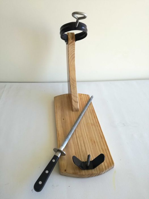 Suporte para Cortar Presunto