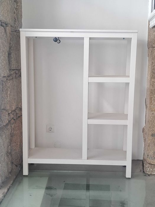 Roupeiro aberto Ikea