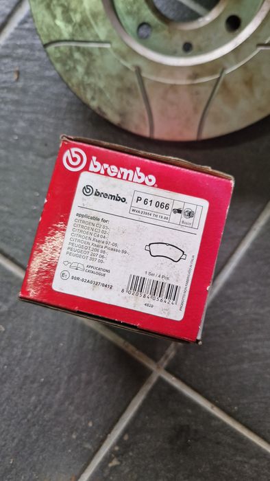 Discos 266 e pastilhas BREMBO, peugeot206(PSA)