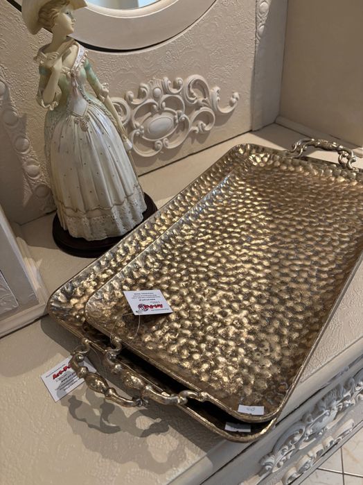 Duże stary patery złote