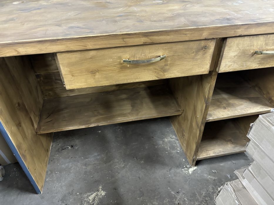 Продам стіл 2 шт, стіл гарячий для плексування