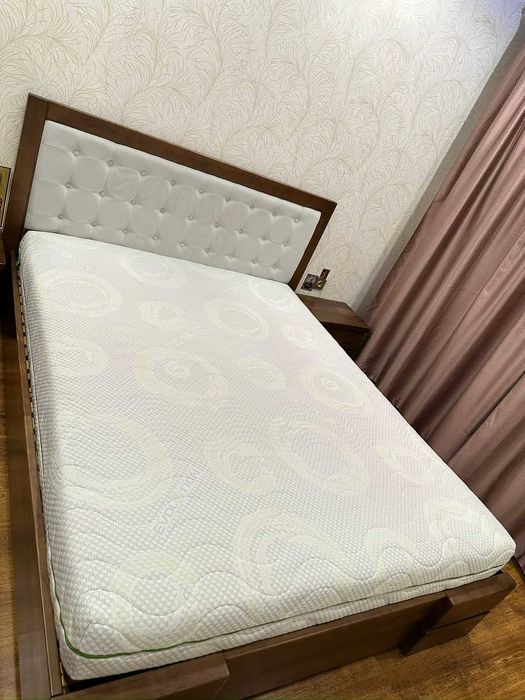 Ліжко з масиву дерева бук 160х200