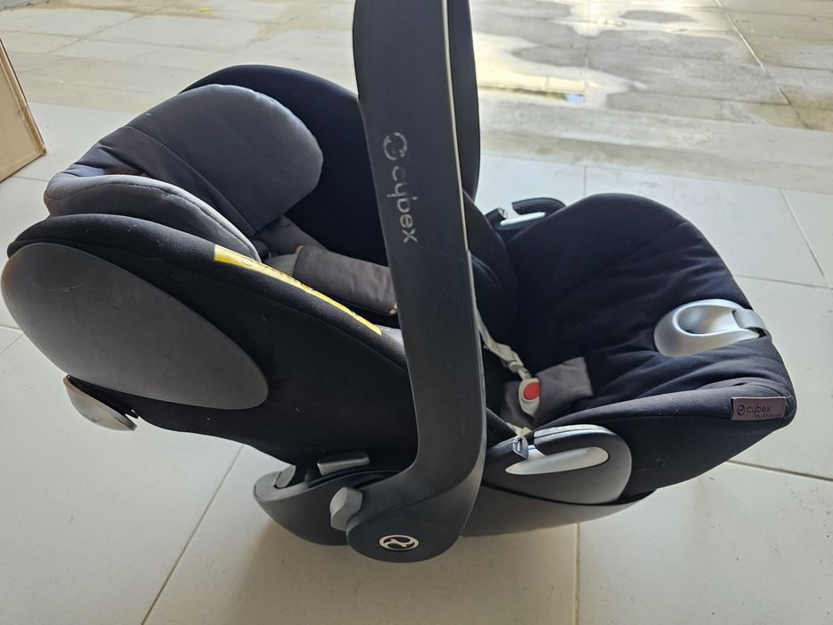 Baby coque Cybex Cloud Q + base Q-fix