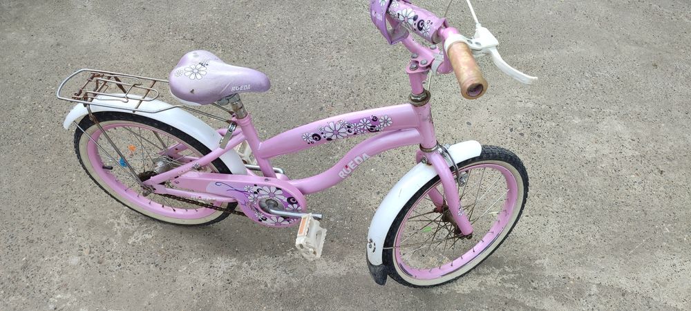 Велосипед для дівчини.