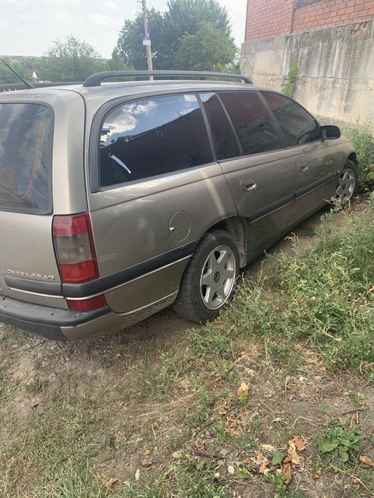 opel omega b універсал