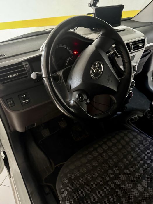 Toyota IQ 1.0 2012 impecavel