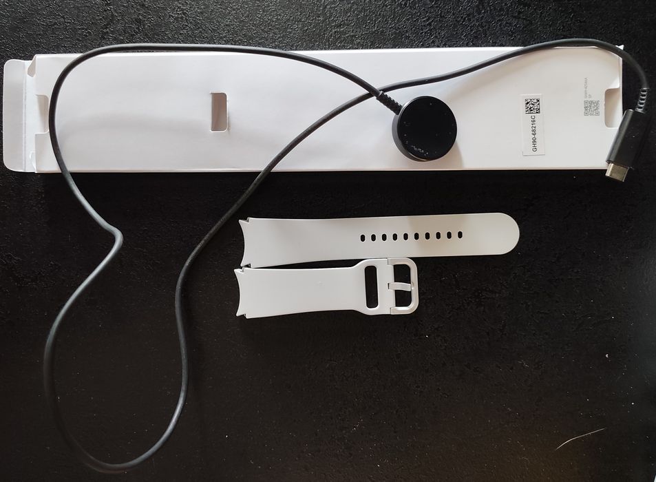 Samsung Galaxy watch 6 + paski