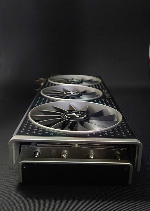 XFX Radeon RX 6800 XT Speedster MERC 319 16GB