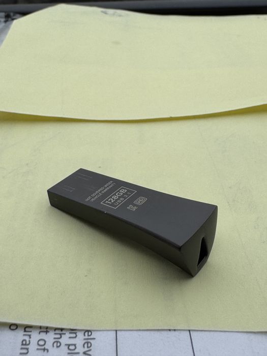 Флешка Тесла .USB 3.1 original.