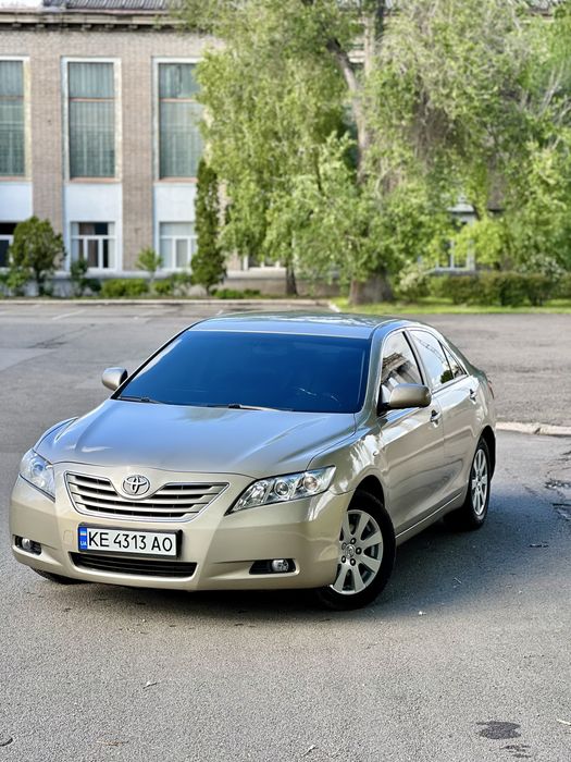 Продам Toyota camry 40 на полном ходу