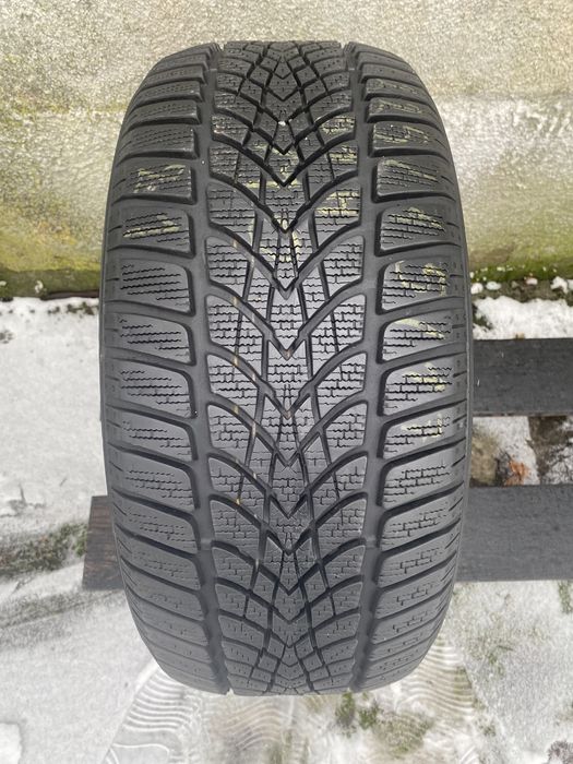 Opona 225/45r17 Dunlop SP Winter Sport 4D