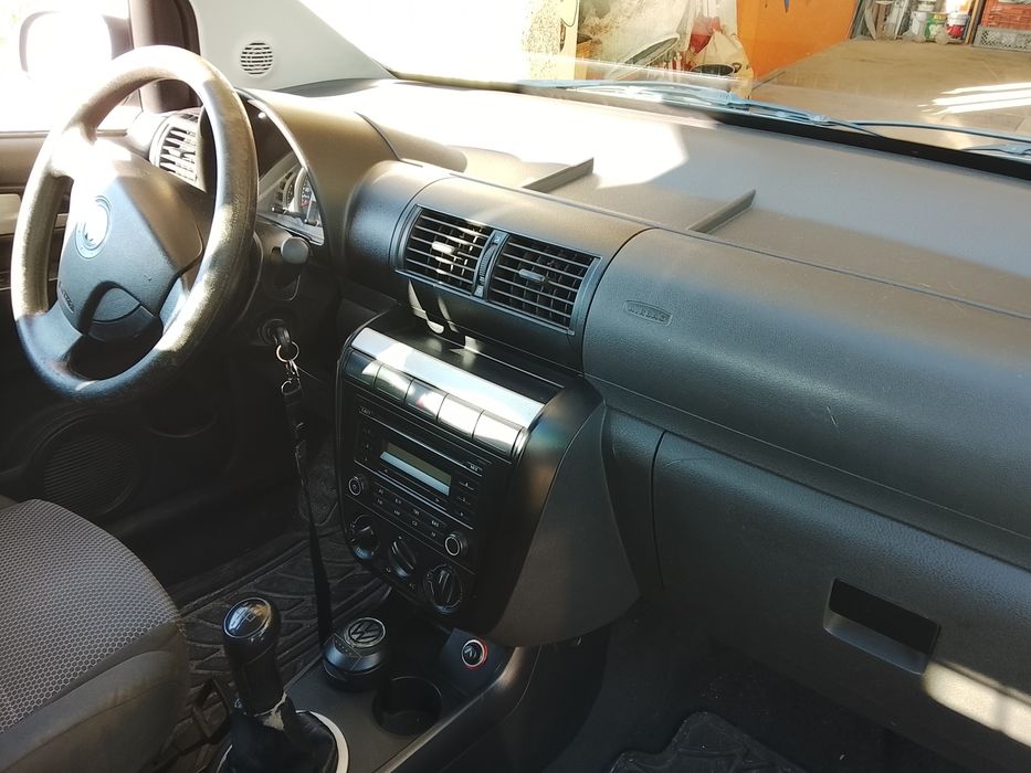 Vende-se carro comercial