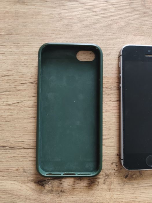 Sprzedam Apple iPhona SE 16GB. A 1662