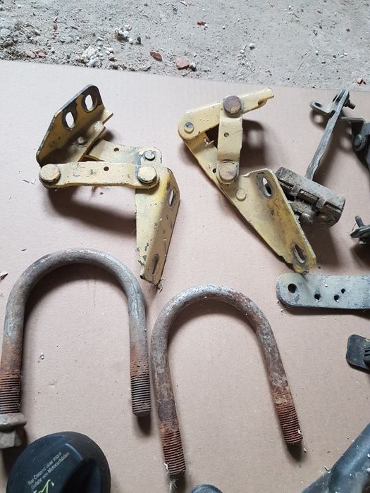 Петлі капота Мерседес Спринтер