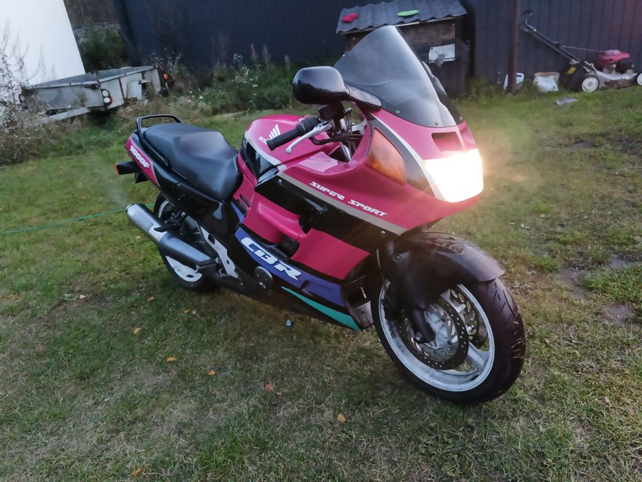 Honda CBR sc24 1992