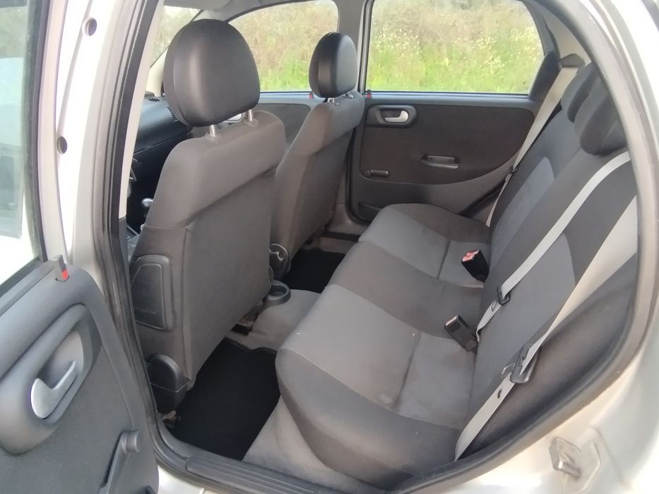 Opel corsa 1.2 de 2006