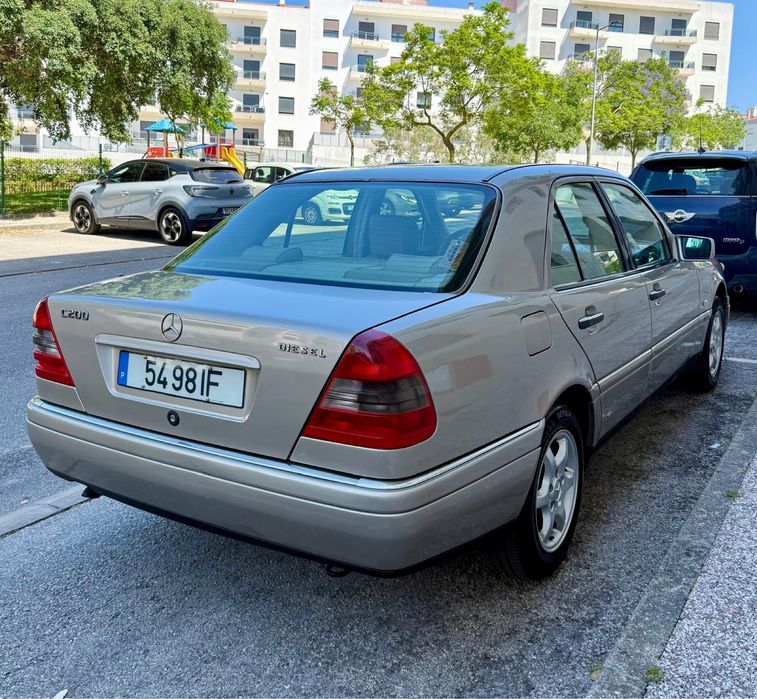 Mercedes-Benz C200 D Elegance