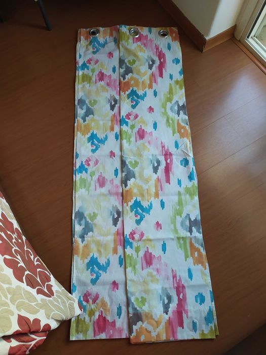 Cortinados coloridos do Leroy Merlin