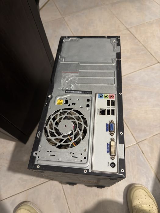 Pc/ Torre compaq