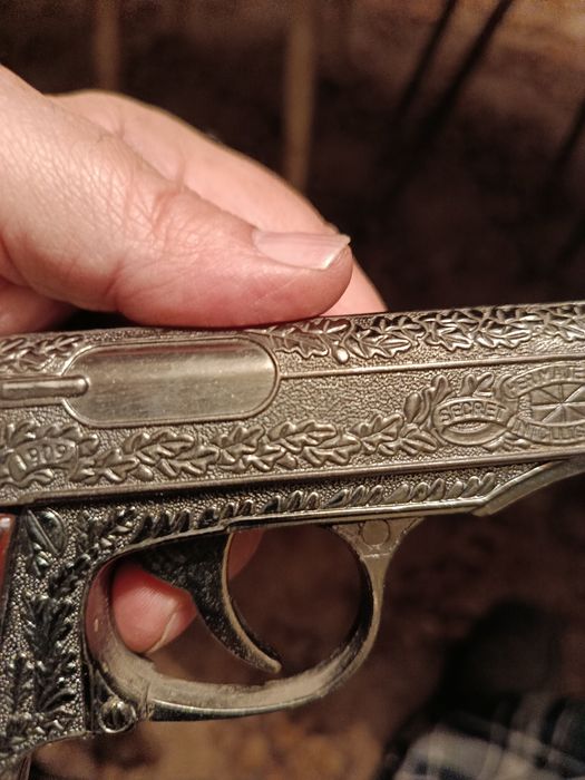 Сувенирный подарок