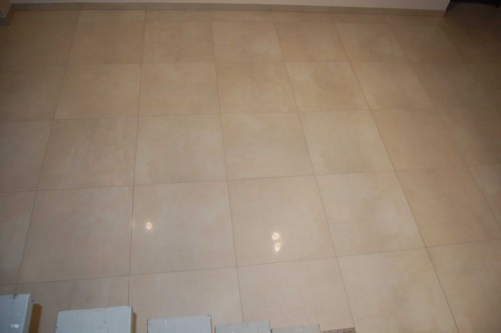 Płytki gresowe, podłogowe METROPOLIS GRIS SUGER gres szkliwiony lapato