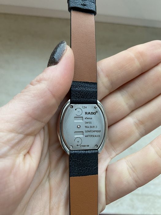 Rado esenza годинник