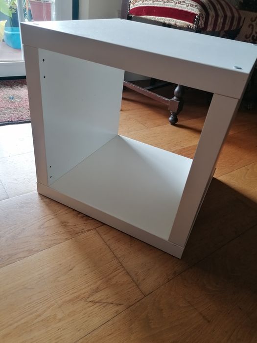 Cubo de arrumação branco, da coleção Lack (Ikea)