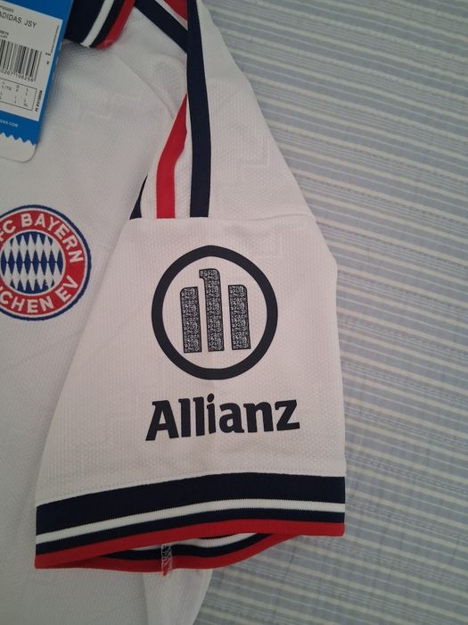 Camisola futebol FC Bayern nova
