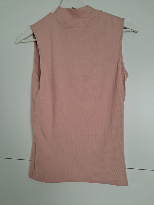 Nowa koszulka prążkowana