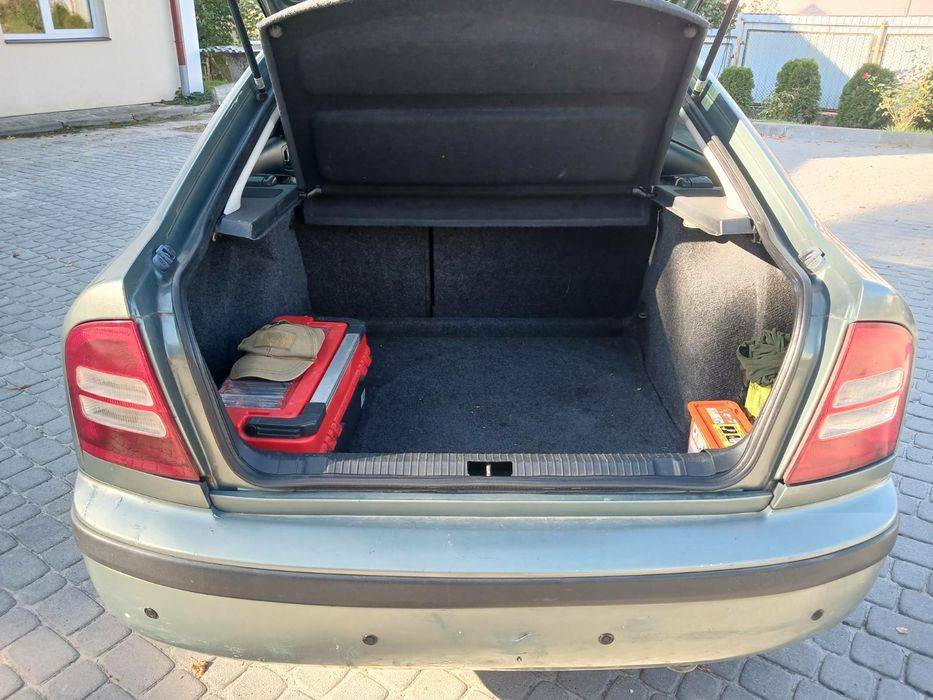 Skoda Octavia Tour 2.0i 2003