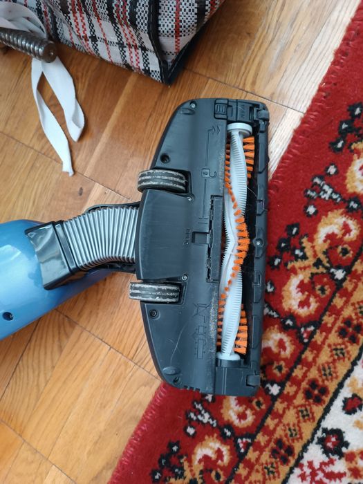 Пилесос AEG на запчастини!